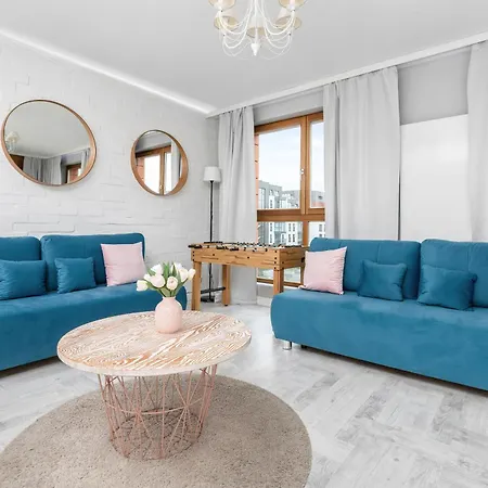 Lejlighed Modern In Center Near The River With Parking By Renters
