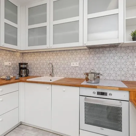 Modern In Center Near The River With Parking By Renters * Gdańsk