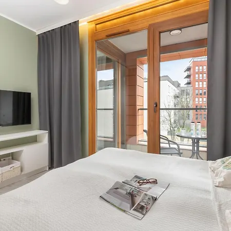 Apartament Modern In Center Near The River With Parking By Renters Gdańsk