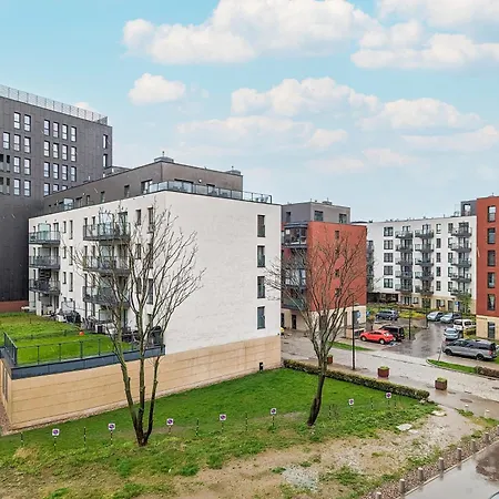 Apartament Modern In Center Near The River With Parking By Renters